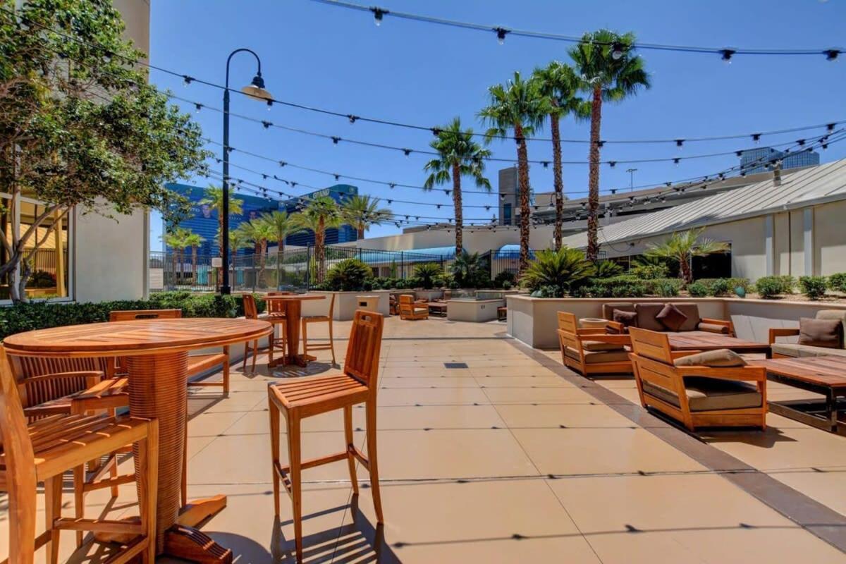 Mgm Signature-28-814 1Br 2Ba F1 Pits View Balcony Las Vegas Exterior photo